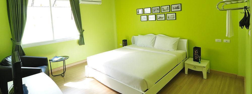 Sleep Room Guesthouse Phuket Exterior photo